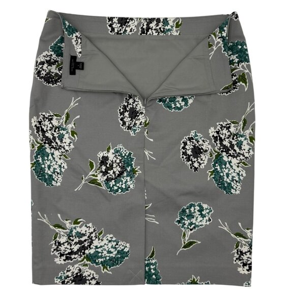 Ann Taylor Factory Size 4 Woman Pencil Skirt With Green & White Hydrangea Print - Picture 2 of 8